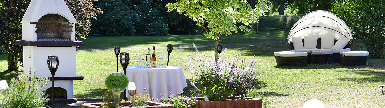 Hotel & Restaurant im Kräutergarten